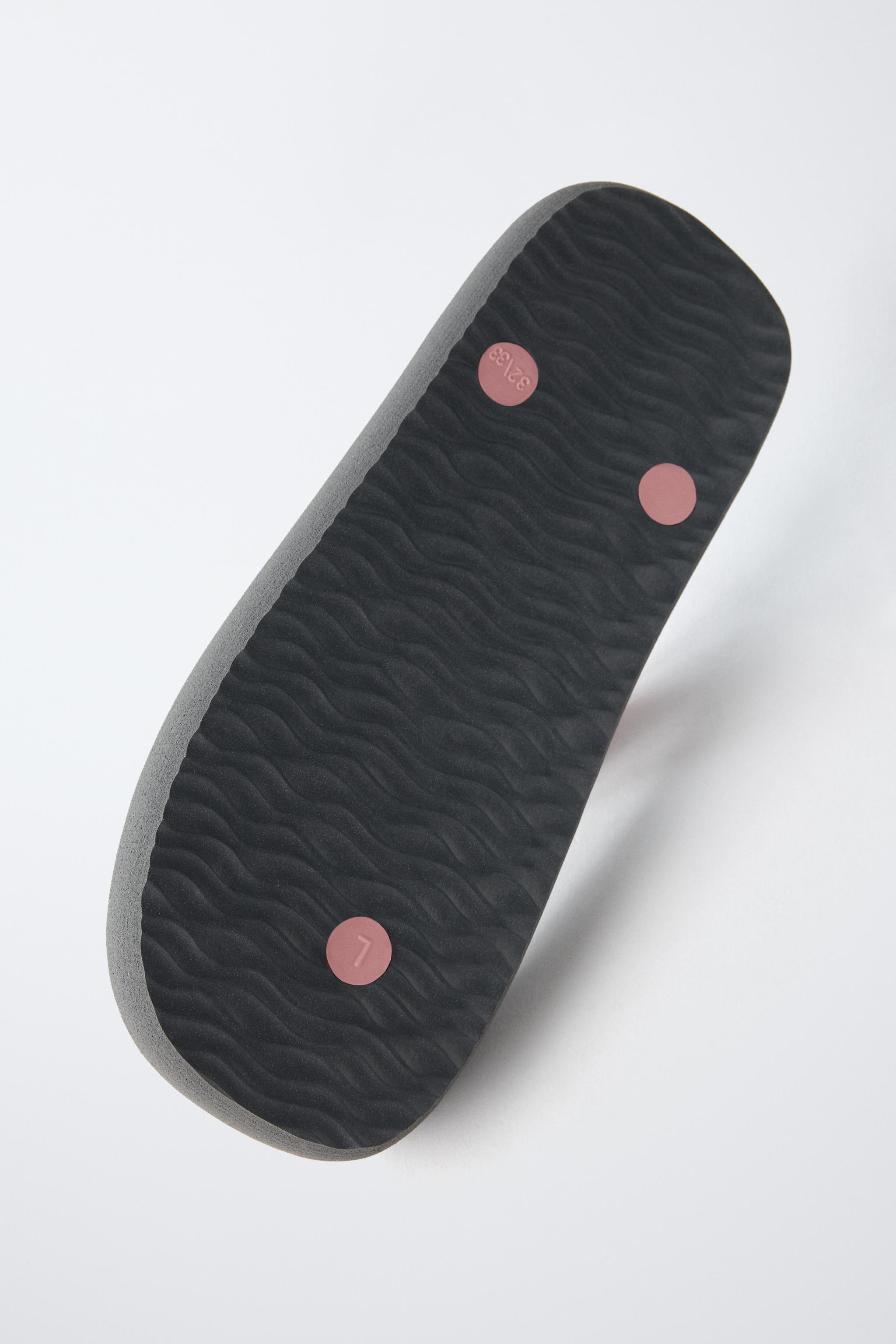 SANDALES DE BAIN LILO & STITCH © DISNEY